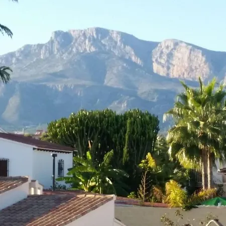 Naranjo Comfortable L'Alfas del Pi